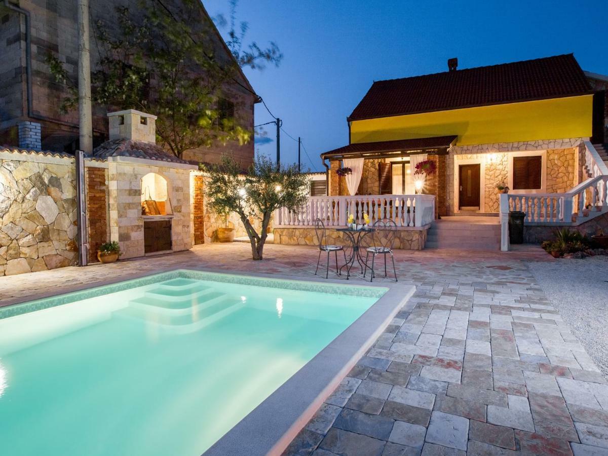 Holiday Home Iva With Pool Sukošan Εξωτερικό φωτογραφία